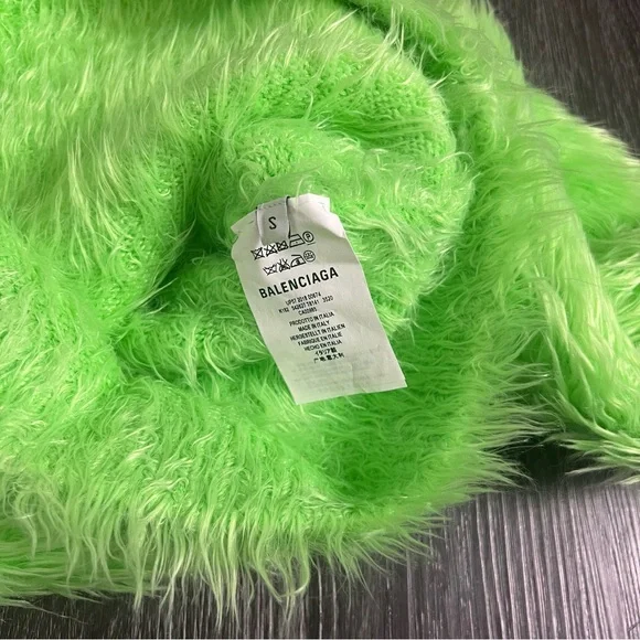 Balenciaga Green Grinch Long Sleeve - Picture 2 of 3